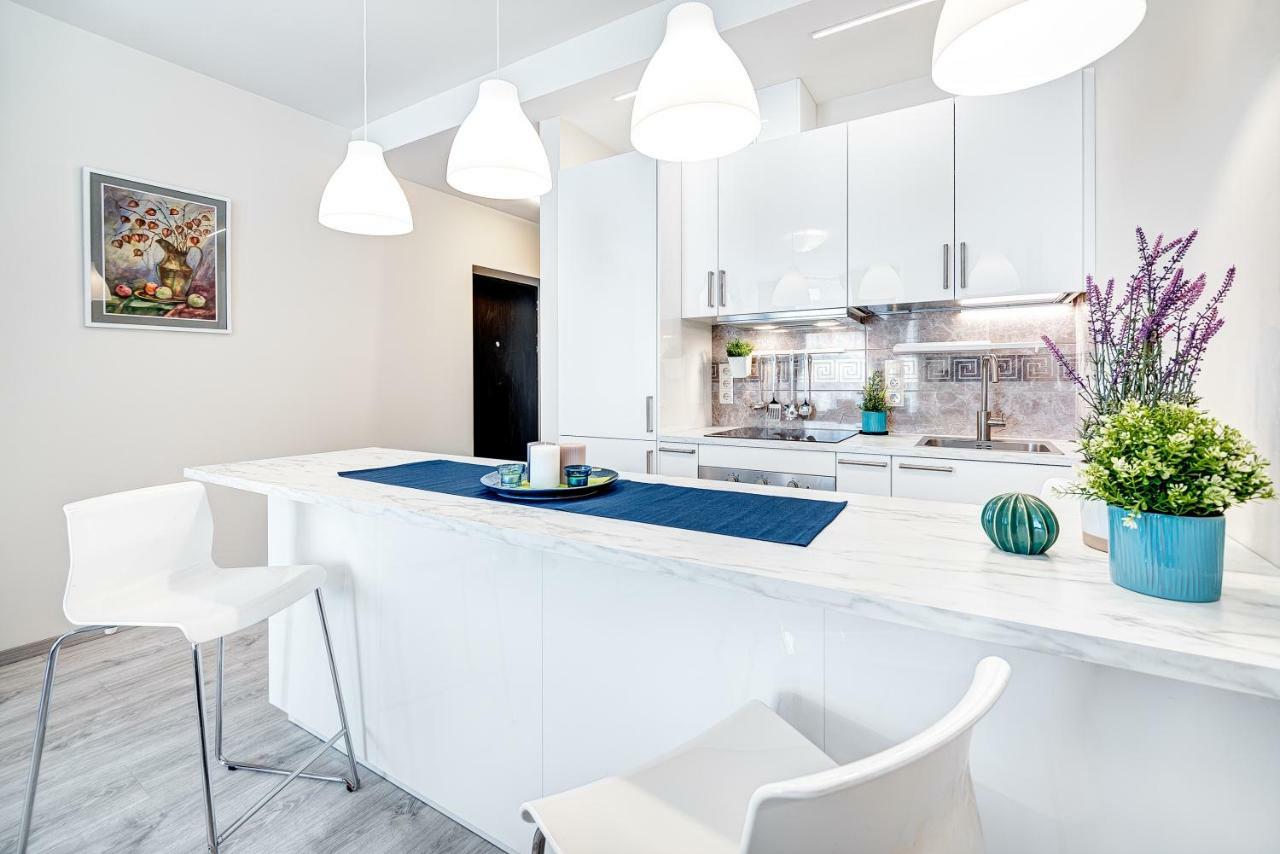Happy Historic Center, Self Check-in, Ac, Parking In The Undergrnd Garage, Leilighet Vilnius